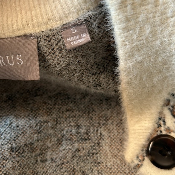 Cyrus floral cardigan size small‎ - Picture 5 of 6